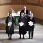 Birgit Plößner, Claudia Espach, Brigitte Busl mit ihren Urkunden
